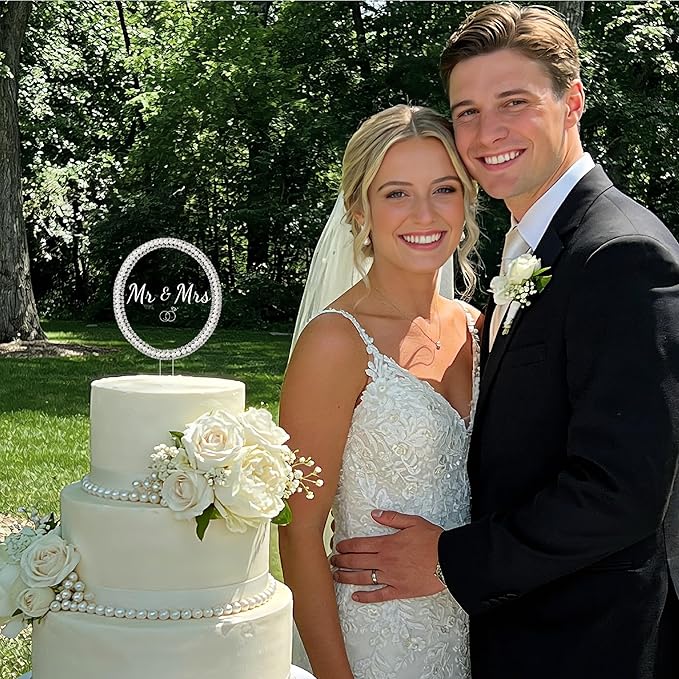 Coucoland Mr and Mrs Cake Topper - Oval Wedding Cake Decor with Rhinestones and Pearls for Engagement Bridal Anniversary