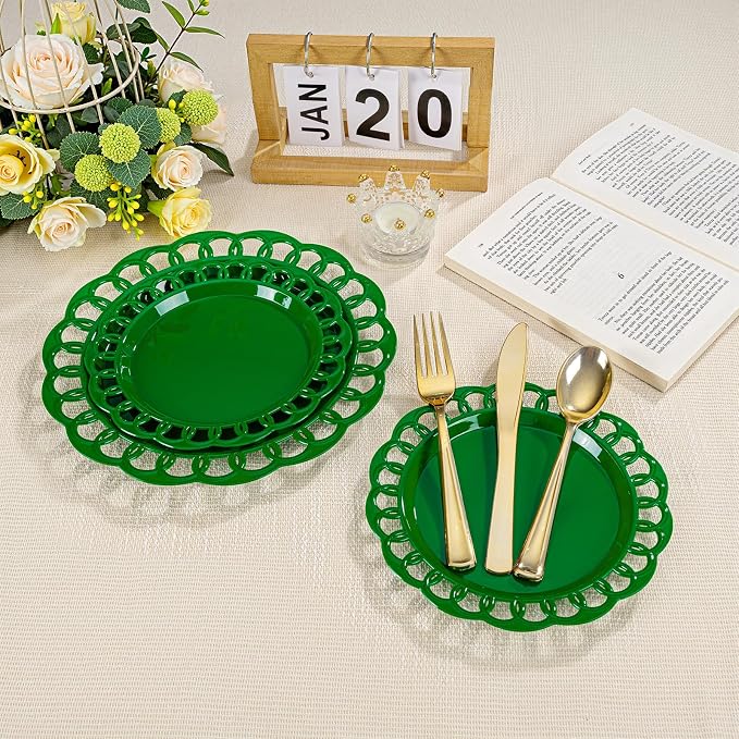 COLOSUS 60pcs Green Plastic Christmas Plates Set,Elegant Lace Rim Disposable Plates,Nice Plastic Plate for Party include 30 Dinner Plates and 30 Dessert Plates for Party,Wedding